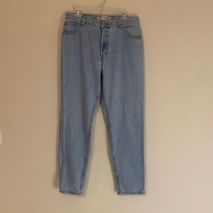 Levi’s light wash jeans